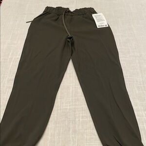 New Lululemon Stretch HR Jogger Black Size 4